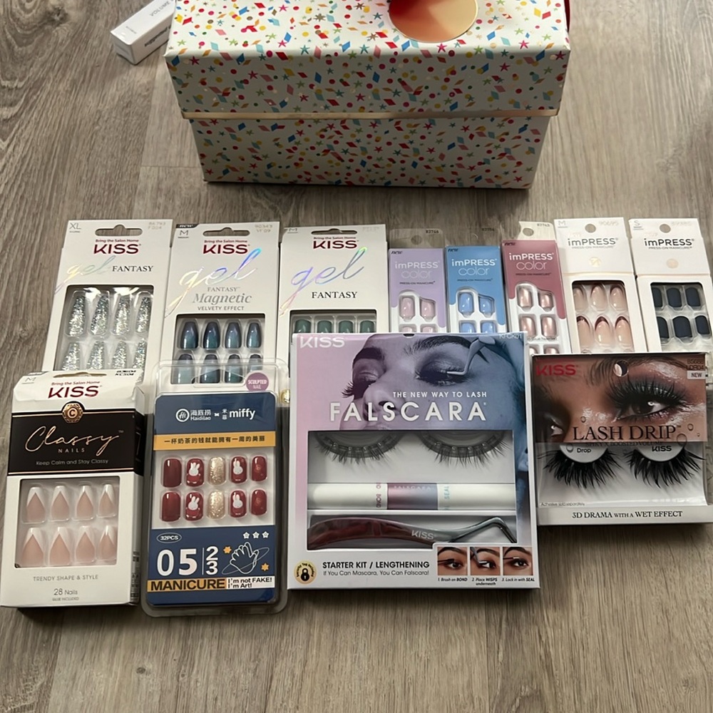 Nail and Lashes gift box